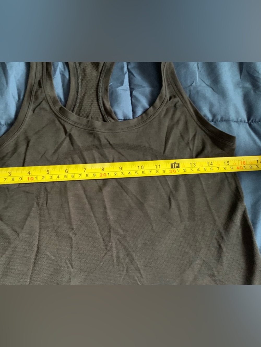 lululemon athletica Swiftly Tech Racerback Tank 2.0 Waist Length Size 6 - Picture 4 of 5